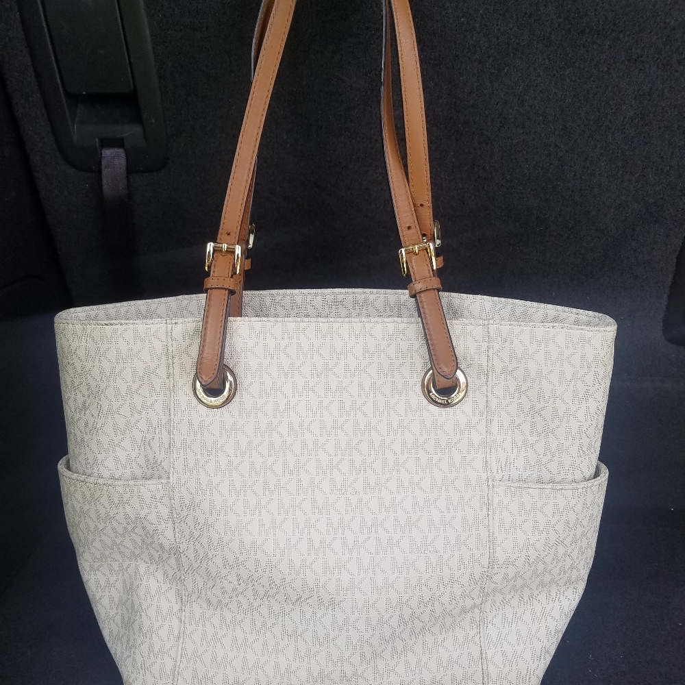 Michael Kors top zip jet set totep